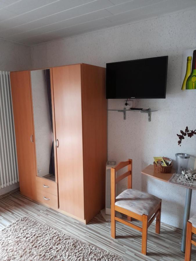 B&B Pension Winzerhaus Zell-Mosel エクステリア 写真