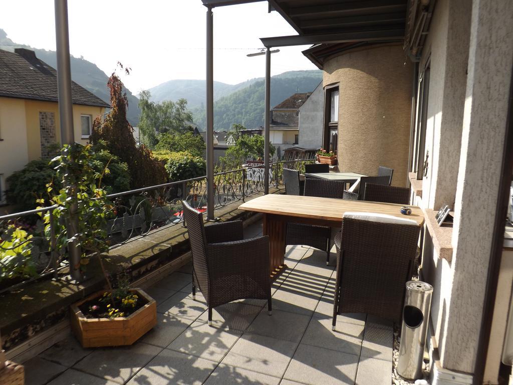 B&B Pension Winzerhaus Zell-Mosel エクステリア 写真
