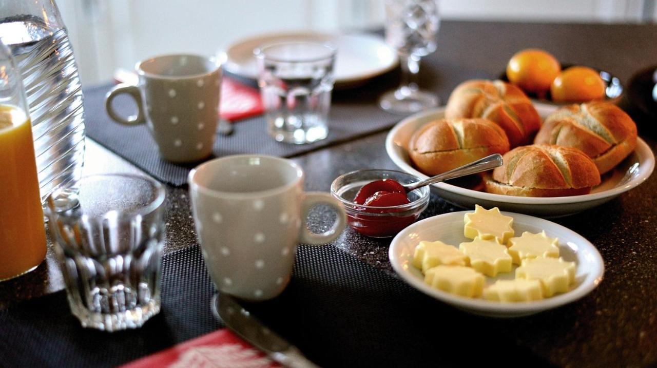 B&B Pension Winzerhaus Zell-Mosel エクステリア 写真