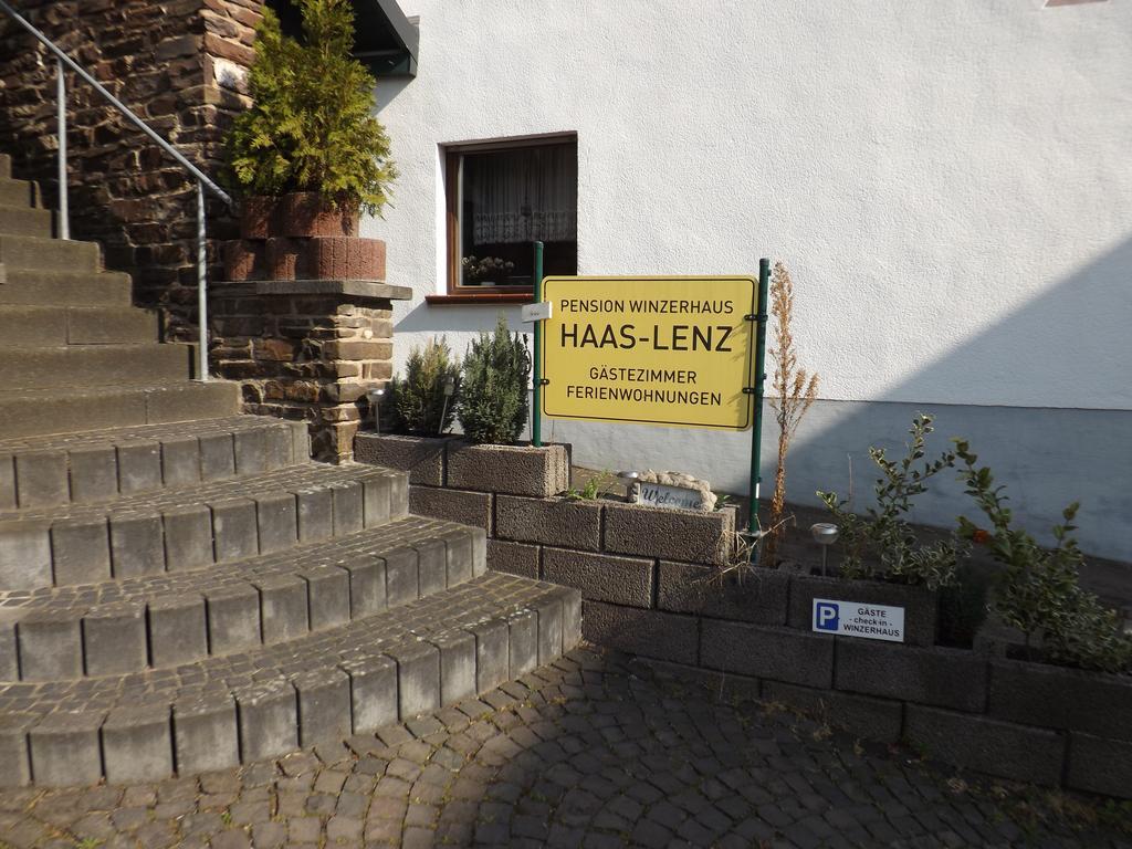 B&B Pension Winzerhaus Zell-Mosel エクステリア 写真
