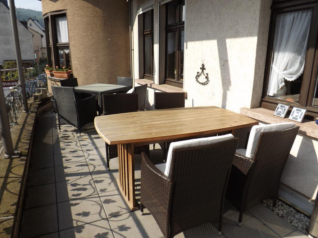 B&B Pension Winzerhaus Zell-Mosel エクステリア 写真